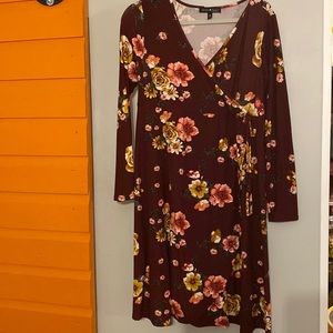 Maternity wrap dress